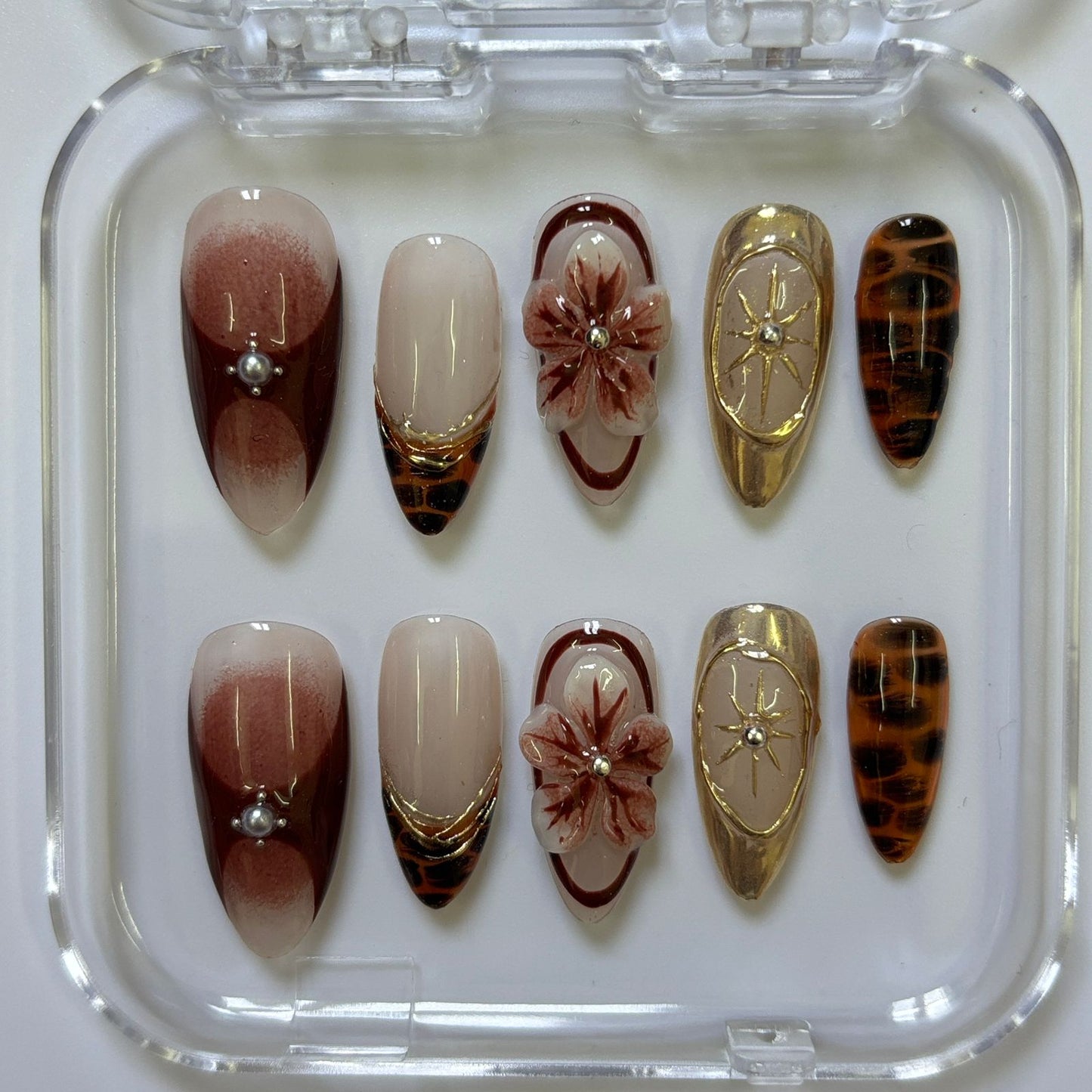 Luxurious Gold Chrome Press-On Nails - Brown Ombre Tortoiseshell 3D Floral Pearl Set (Size L)