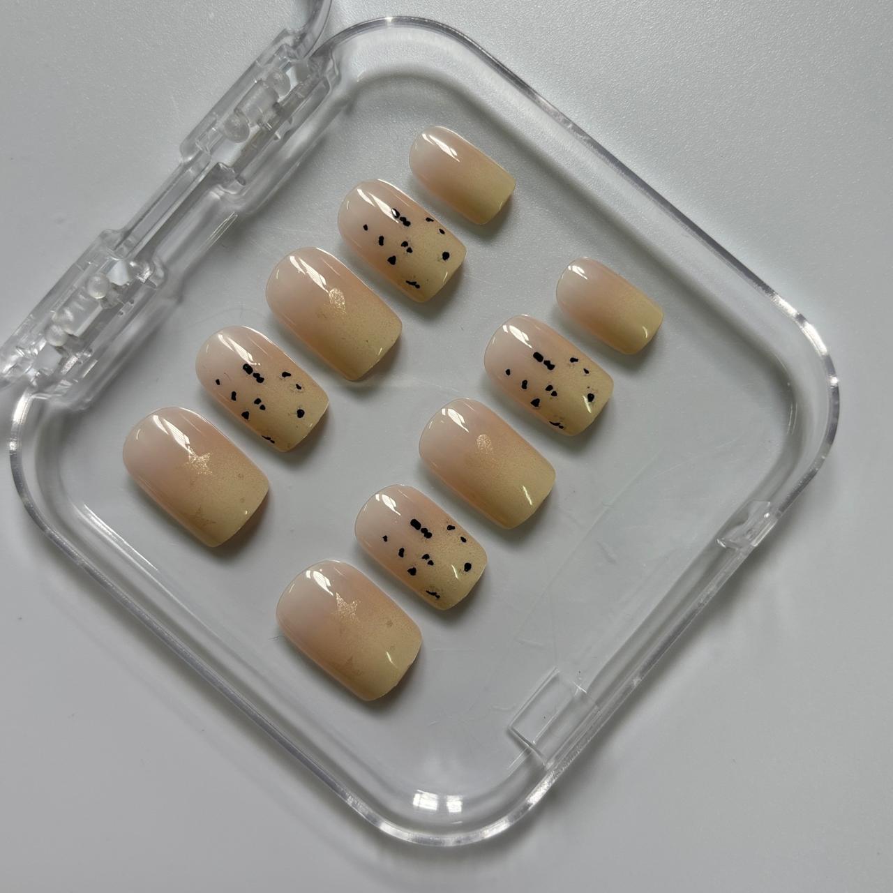 Minimalist Abstract Dot Press-On Nails - Nude Luxury Set (Size S)