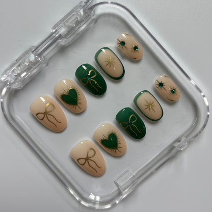 Emerald Hearts & Bows Press-On Nails - Nude Gold Star Luxury Set (Size S)