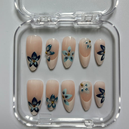 Elegant Navy Floral Press-On Nails - Nude Gold Accent Luxury Set (Size M)